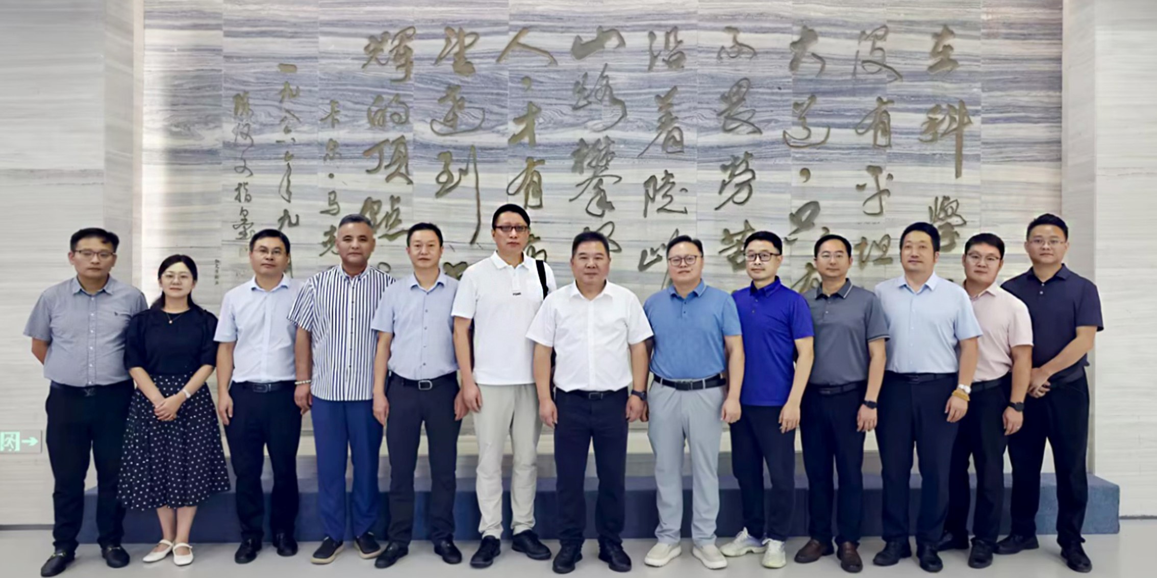 东至县委书记洪克峰一行到访南大环规院